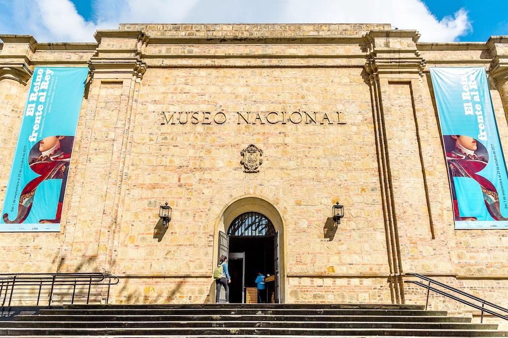 แกรนด์ ไฮแอท โบโกตา Hotel ภายนอก รูปภาพ National Museum of the Dominican Republic